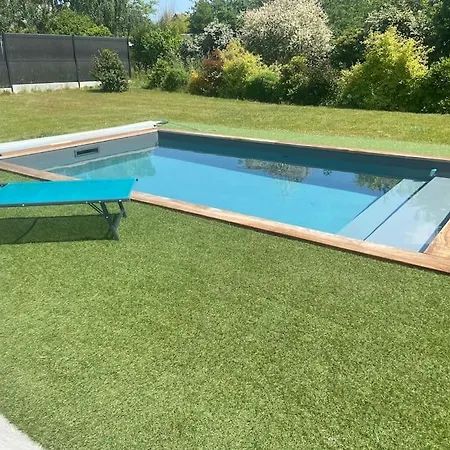 Maison Au Calme Vila Tierce